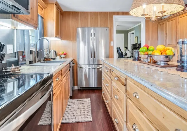 3rd image of 25 Frances Helen Rd, Yarmouth, MA 02675 | MLS# 73502440