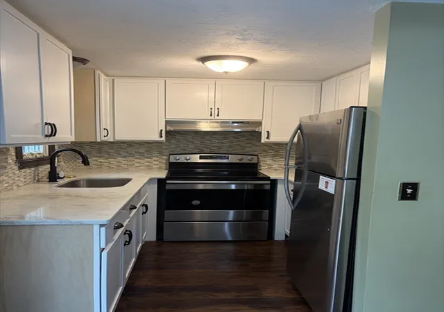 Photo 4 of Sale Pending at 78 Jasper Rd, Marstons Mills, MA 02648 | MLS# 73547842 | Listing updated on 2026-09-29