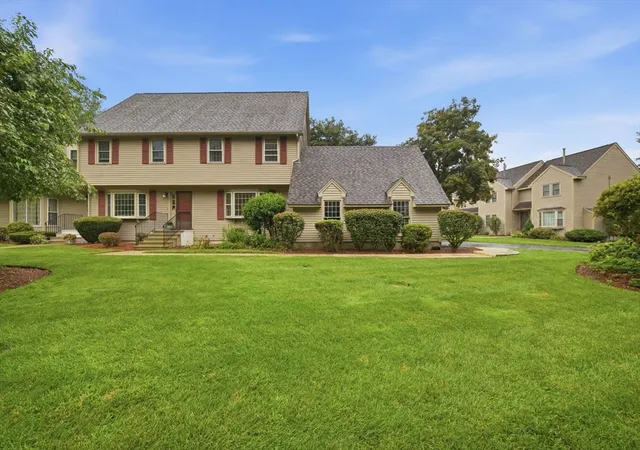 1st image of 8 Quail Run #8, Tewksbury, MA 01876 | MLS# 73558497