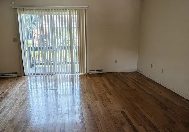 4th image of 60 Waters Edge Dr #60, Ludlow, MA 01056 | MLS# 73551833