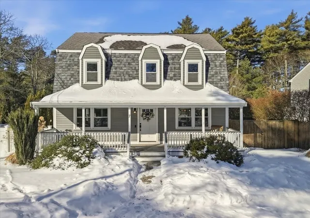 4th image of 7 Oak St, Marion, MA 02738 | MLS# 73474950