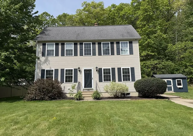 Homes for sale in Warren, MA | 222 Bridge St, Warren, MA 01083 | MLS# 73515616