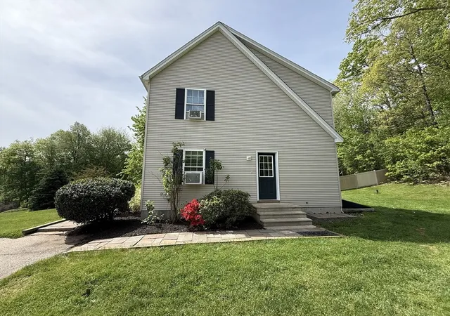 Homes for sale in Warren, MA | 222 Bridge St, Warren, MA 01083 | MLS# 73515616