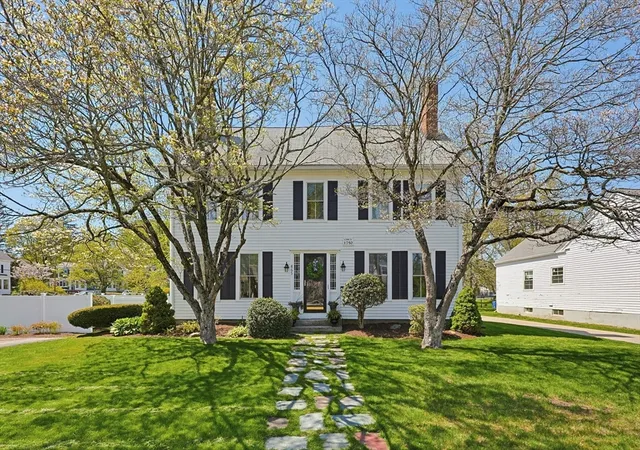 Homes for sale in Holliston, MA | 865 Washington St, Holliston, MA 01746 | MLS# 73514969