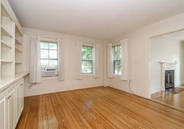 Photo 4 of Single family home for sale at 29 Cottage St, Wellesley, MA 02482 | MLS# 73562667 | Listing updated on 2026-08-16