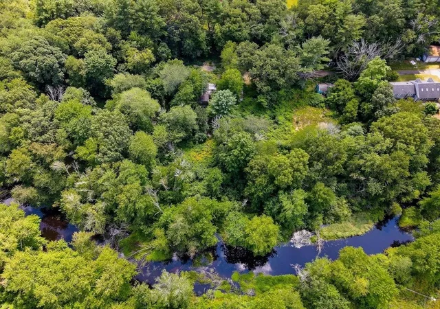 5th image of 1-3 Railroad Ave, North Reading, MA 01864 | MLS# 73558331