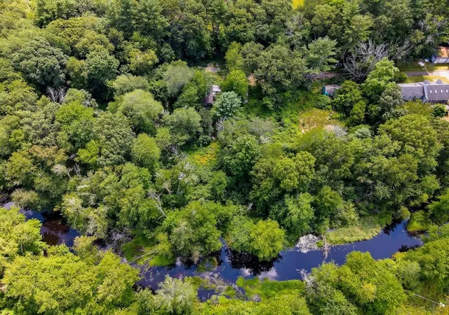 8th image of 1 3 Railroad Ave, North Reading, MA 01864 | MLS# 73558331