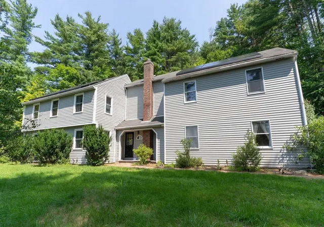 Photo 2 of Single family home for sale at 757 South St, Southbridge, MA 01550 | MLS# 73562614 | Listing updated on 2026-09-16