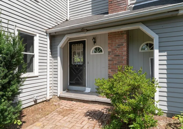 Photo 3 of Single family home for sale at 757 South St, Southbridge, MA 01550 | MLS# 73562614 | Listing updated on 2026-09-16