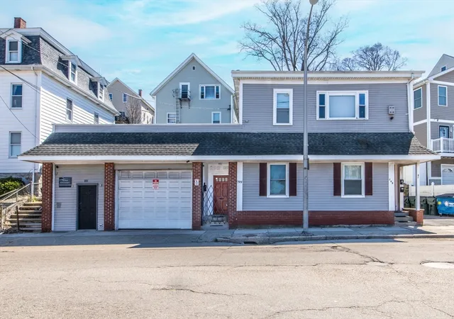 1st image of 801 N Main St, Fall River, MA 02720 | MLS# 73507804