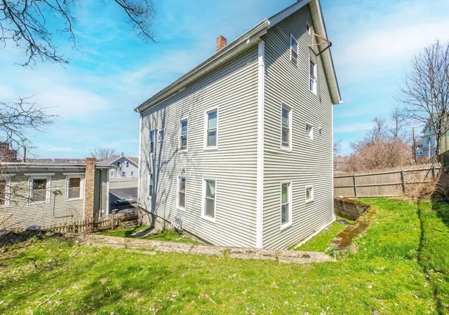 4th image of 801 N Main St, Fall River, MA 02720 | MLS# 73507804