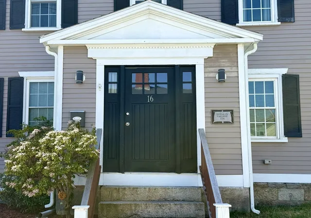 2nd image of 16 Middle St, Fairhaven, MA 02719 | MLS# 73529943