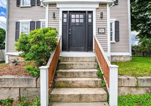 34th image of 16 Middle St, Fairhaven, MA 02719 | MLS# 73529943