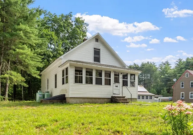 Homes for sale in Athol, MA | 28 Wellesley Street, Athol, MA 01331 | MLS# 73549262