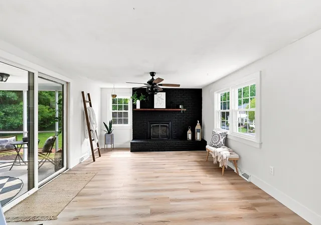 Photo 3 of Sale Pending at 101 Smith Ave, East Longmeadow, MA 01028 | MLS# 73565992 | Listing updated on 2026-09-05