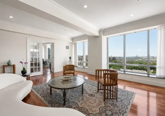 5th image of 2 Avery Street #21E, Boston, MA 02111 | MLS# 73551082