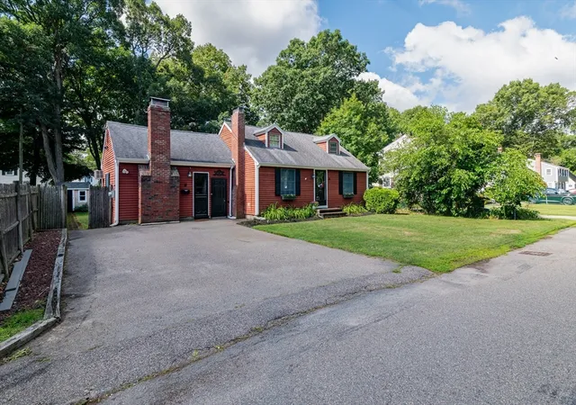 Photo 3 of Single family home for sale at 18 Durant Rd, South Weymouth, MA 02190 | MLS# 73559393 | Listing updated on 2026-09-17