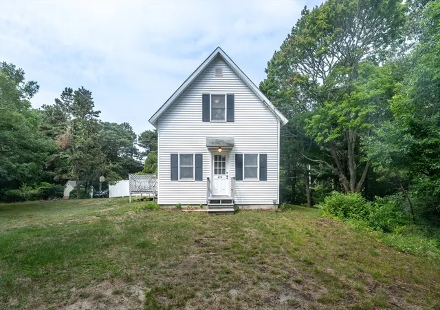 2nd image of 419 Great Western Rd, Harwich, MA 02645 | MLS# 73559983