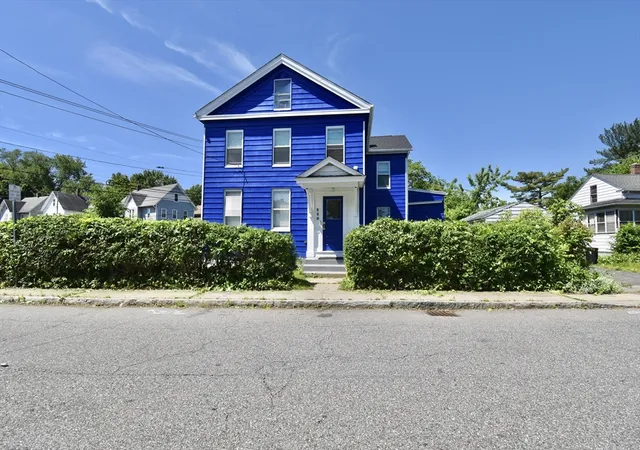 1st image of 250 School St, Chicopee, MA 01013 | MLS# 73525422