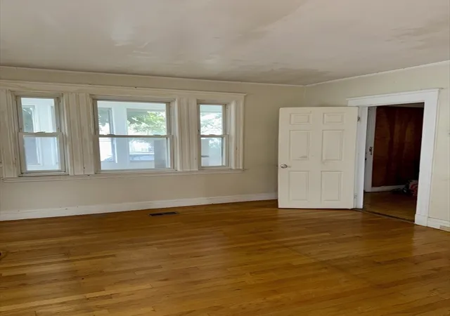 Homes for sale in Quincy, MA | 27 Clarendon St, Quincy, MA 02169 | MLS# 73546858