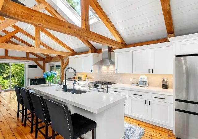 2nd image of 10 Old Rowley Rd, Newbury, MA 01951 | MLS# 73554385
