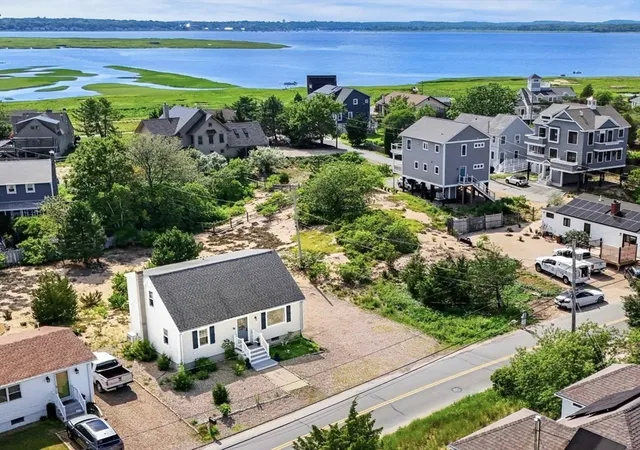 1st image of 133 Old Point, Newburyport, MA 01950 | MLS# 73567898