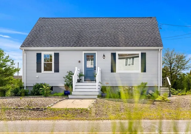 2nd image of 133 Old Point, Newburyport, MA 01950 | MLS# 73567898
