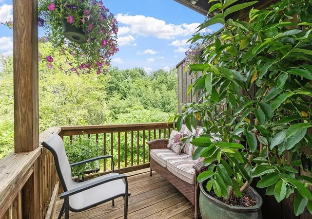 2nd image of 35 Green Briar Rd #35, Fitchburg, MA 01420 | MLS# 73557918