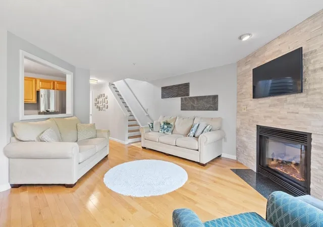 4th image of 35 Green Briar Rd #35, Fitchburg, MA 01420 | MLS# 73557918