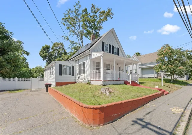 2nd image of 228 N Warren Ave, Brockton, MA 02301 | MLS# 73568077