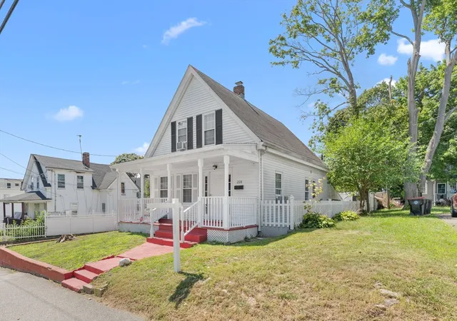 Photo 3 of Sale Pending at 228 N Warren Ave, Brockton, MA 02301 | MLS# 73568077 | Listing updated on 2026-09-29