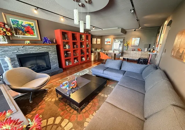 2nd image of 77 Pond Ave #509, Brookline, MA 02445 | MLS# 73565520