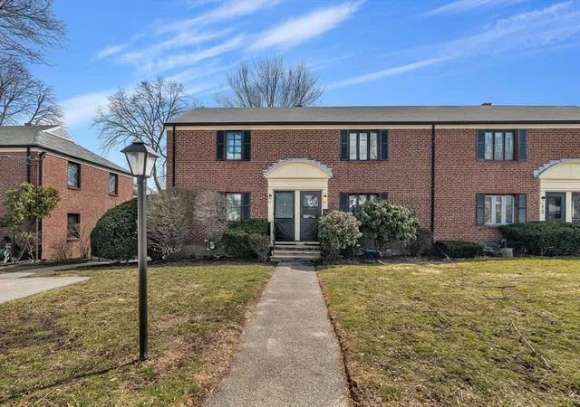 2nd image of 74 Duff St #74, Watertown, MA 02472 | MLS# 73498038