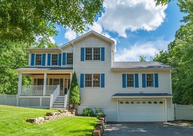 Homes for sale in Woburn, MA | 35 Brentwood Rd, Woburn, MA 01801 | MLS# 73545470