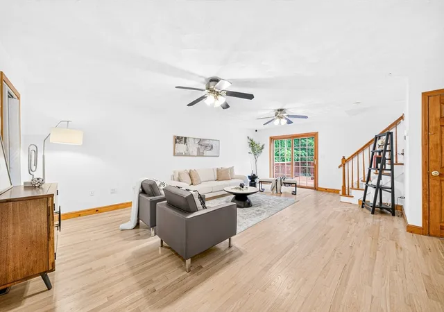 Homes for sale in Woburn, MA | 35 Brentwood Rd, Woburn, MA 01801 | MLS# 73545470