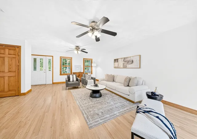 Homes for sale in Woburn, MA | 35 Brentwood Rd, Woburn, MA 01801 | MLS# 73545470