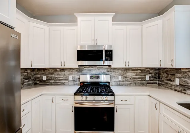 5th image of 658 Massachusetts Ave, Lunenburg, MA 01462