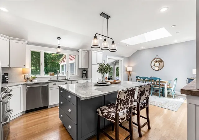 1st image of 18 Kimball Ave, Wenham, MA 01984 | MLS# 73538130