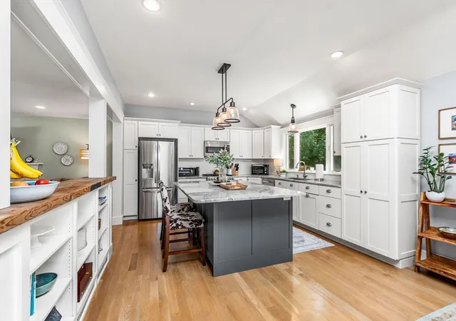 4th image of 18 Kimball Ave, Wenham, MA 01984 | MLS# 73538130