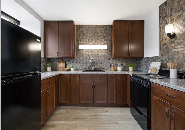 4th image of 24 Norman St, Salem, MA 01970