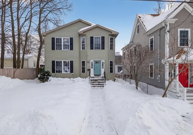 Homes for sale in Quincy, MA | 70 Walnut, Quincy, MA 02171 | MLS# 73472192