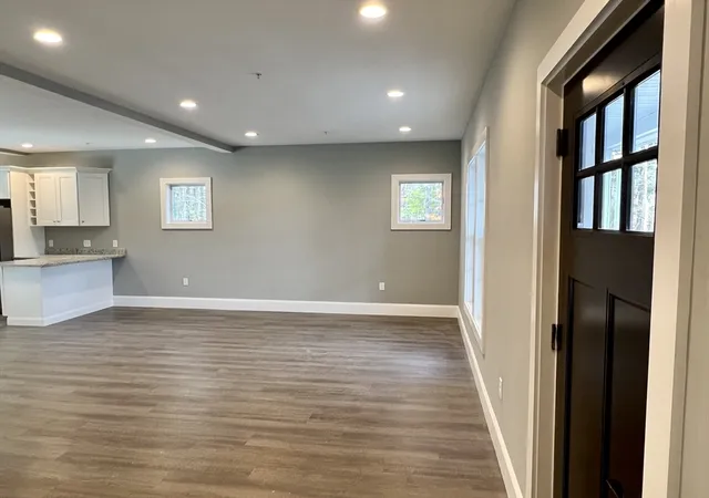 Photo 4 of House for sale at 1617 Plymouth St, East Bridgewater, MA 02333 | MLS# 73569157 | Listing updated on 2026-08-31