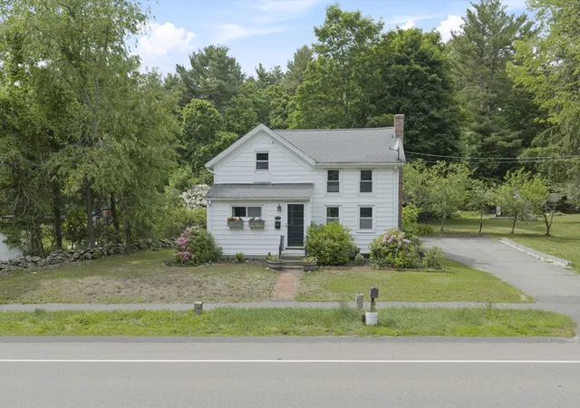 2nd image of 224 Main Street, Medway, MA 02053 | MLS# 73530081