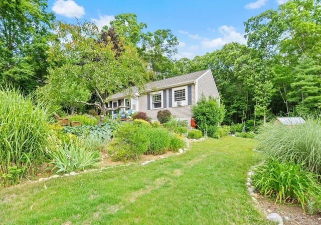 Homes for sale in Northbridge, MA | 100 Delmar Dr, Northbridge, MA 01588 | MLS# 73539481