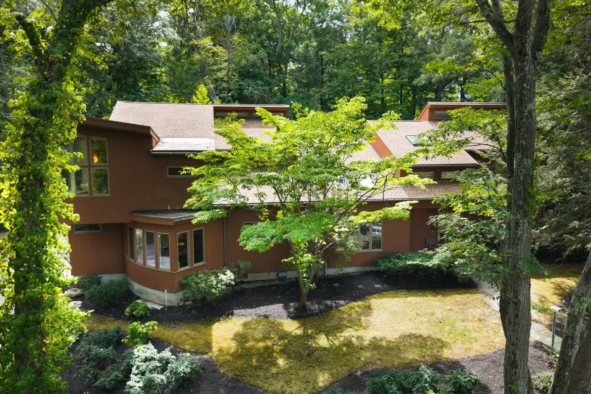 Photo 1 of Mansion for sale at 40 Warren St, Newton Center, MA 02459 | MLS# 73576703 | Listing updated on 2026-09-18