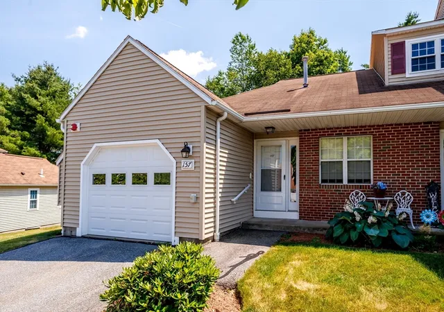 3rd image of 157 Chapman Pl #157, Leominster, MA 01453 | MLS# 73546220