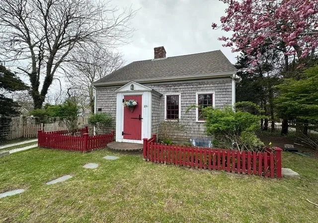 Homes for sale in South Yarmouth, MA | 231 Mill Ln, South Yarmouth, MA 02664 | MLS# 73515372