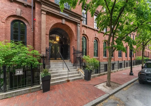 Homes for sale in Boston, MA | 21 Father Francis Gilday St #314, Boston, MA 02118 | MLS# 73524551