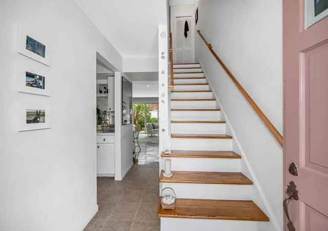 Homes for sale in Framingham, MA | 1207 Windsor Dr #1207, Framingham, MA 01701 | MLS# 73528851