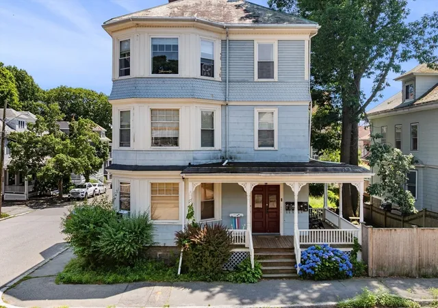 Homes for sale in Salem, MA | 55 Ocean Ave, Salem, MA 01970 | Houzeo